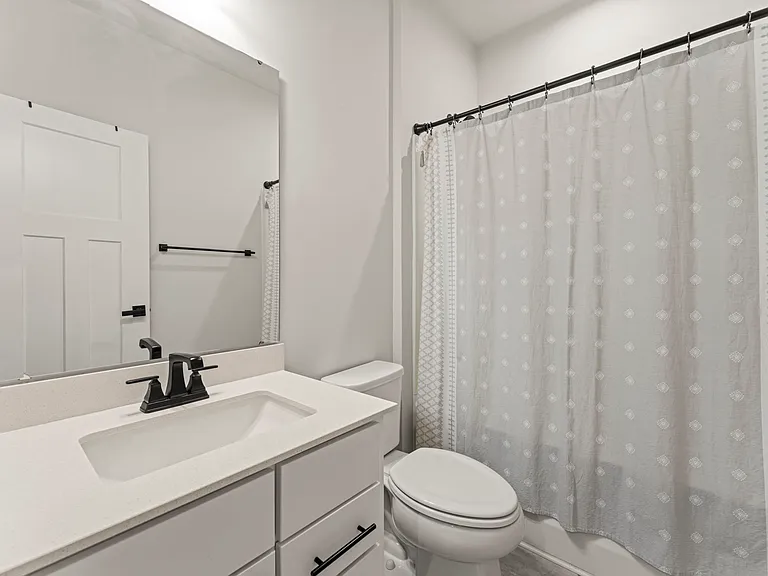 5095 Ives Ave — Photo 9
