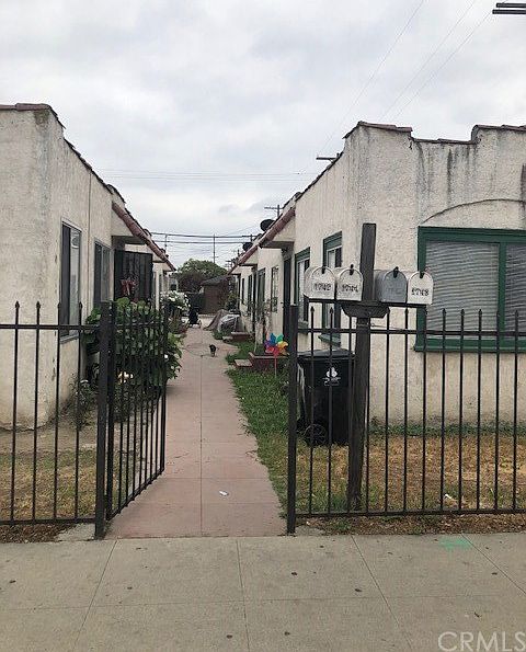1st image of 1742 W 60th Pl