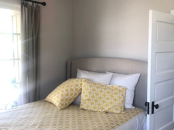 Bed 1