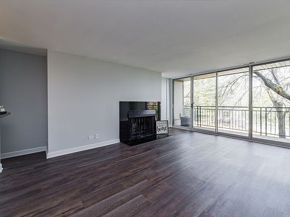 3rd image of 5810 Oakwood Dr Unit 2G