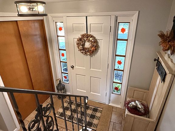3rd image of 3412 Regis Dr