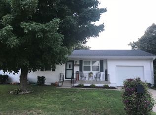 1007 Sun Valley Dr, Grand Island, NE 68801