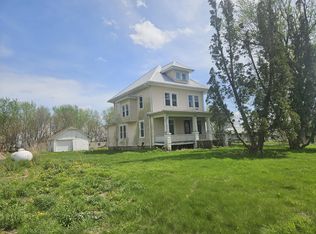 1905 260th St, Bennett, IA 52721