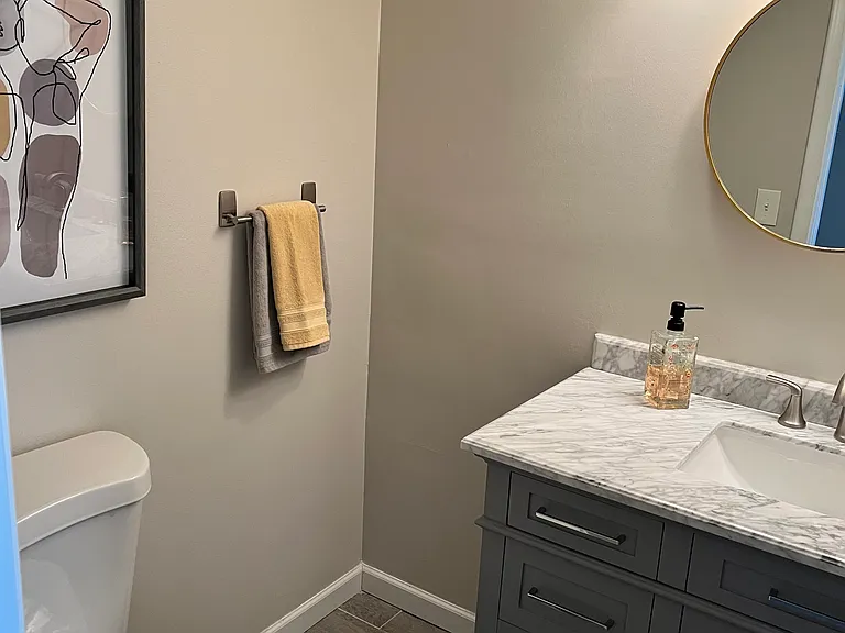 2200 NE 33rd Ave #3 — Photo 9