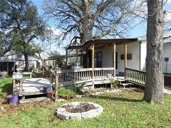 4th image of 632 Mill Ave
