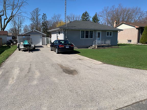 2nd image of 176 King St