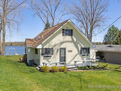 7964 W Royal Rd, Stanwood, MI, 49346