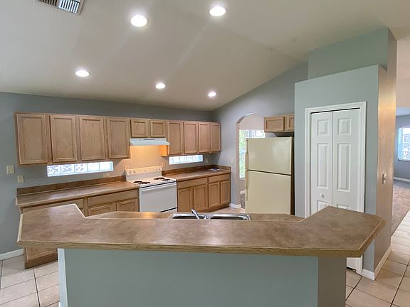 4th image of 4627 Dunnie Dr