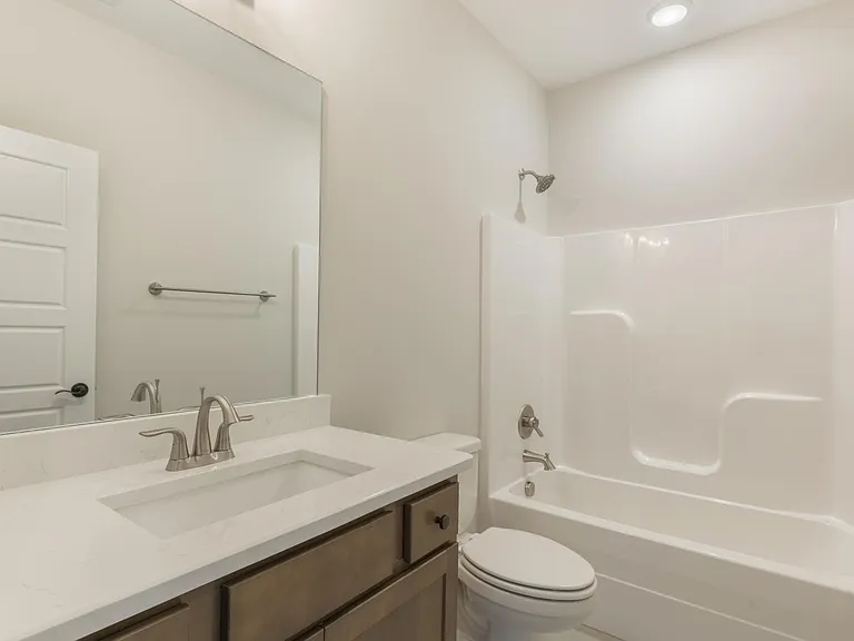 1550 Farmhouse Trl — Photo 26