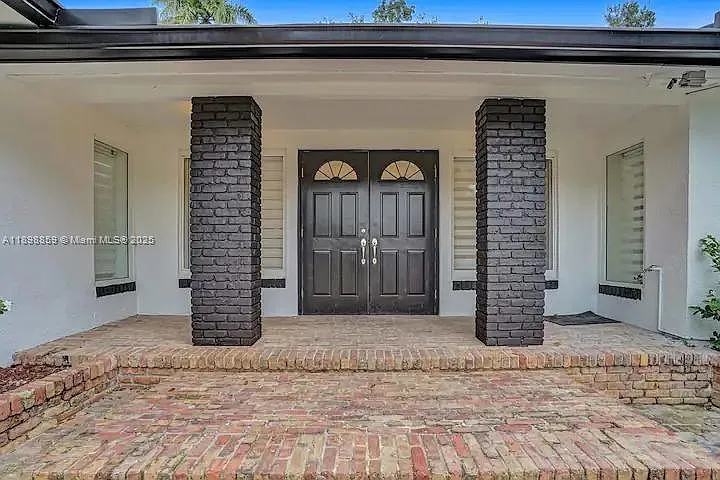 2100 SW 28th Way — Photo 35