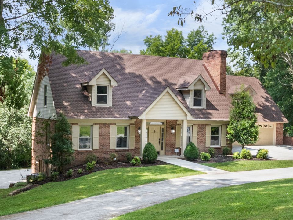 1st image of 1608 Deerfield Dr