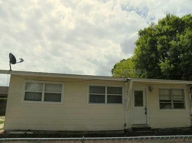 1st image of 2405 Carolyn Ave