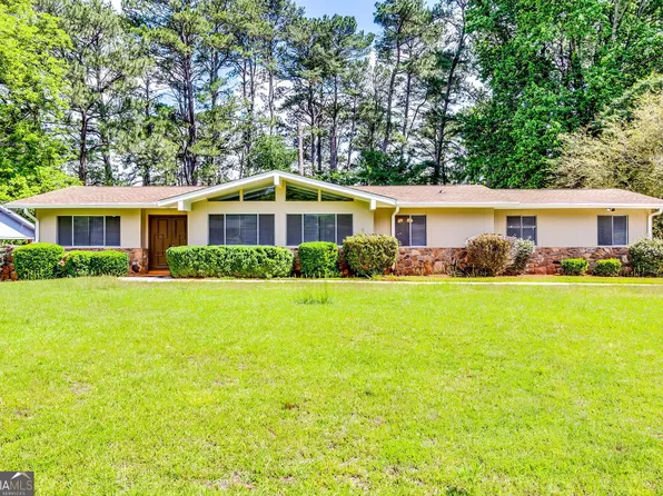 4342 Riverwood Cir, Decatur, GA 30035