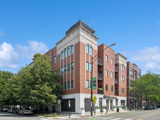 3203 N Oakley Ave #401, Chicago, IL 60618