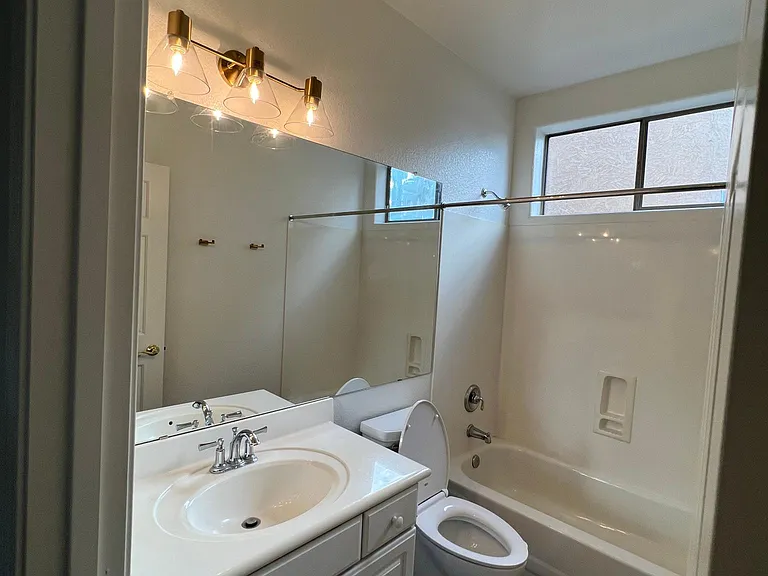 814 W Beechnut Dr — Photo 18