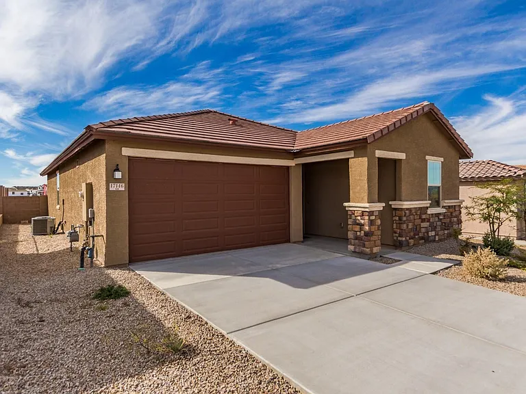 17146 S Emerald Vista Dr., Vail, AZ 85641
