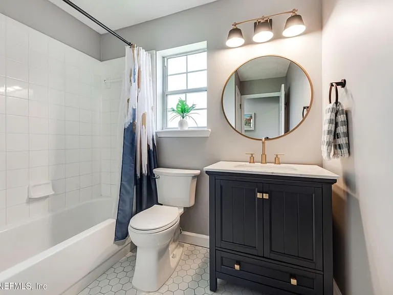 12381 Apple Leaf Dr — Photo 16
