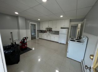 12 Bellevue St #1, Waterville, ME 04901