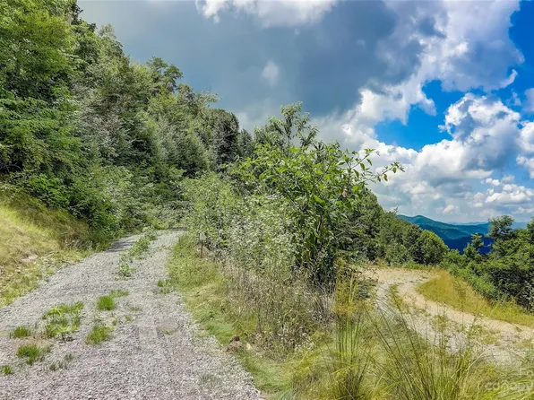 0 Centurian Ln #32, Maggie Valley, NC 28751