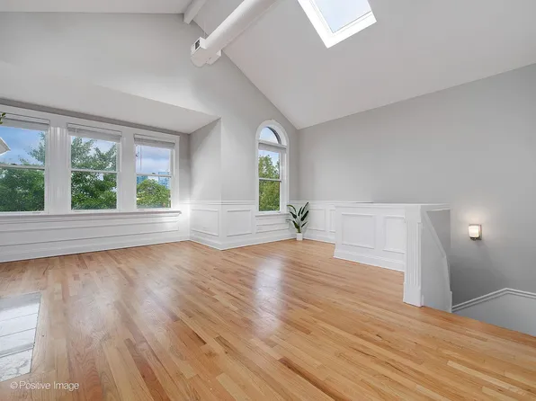 1329 N Mohawk St #3, Chicago, IL 60610
