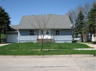 504 Lewison St, Adams, MN 55909