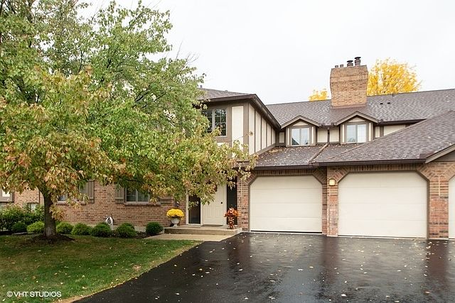 1st image of 7652 Golf Dr #2B
