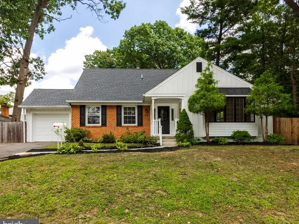 511 Jefferson Dr, Turnersville, NJ 08012