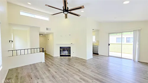10187 Indian Summer Dr #E Photo 1 10187 Indian Summer Dr #E Photo 1