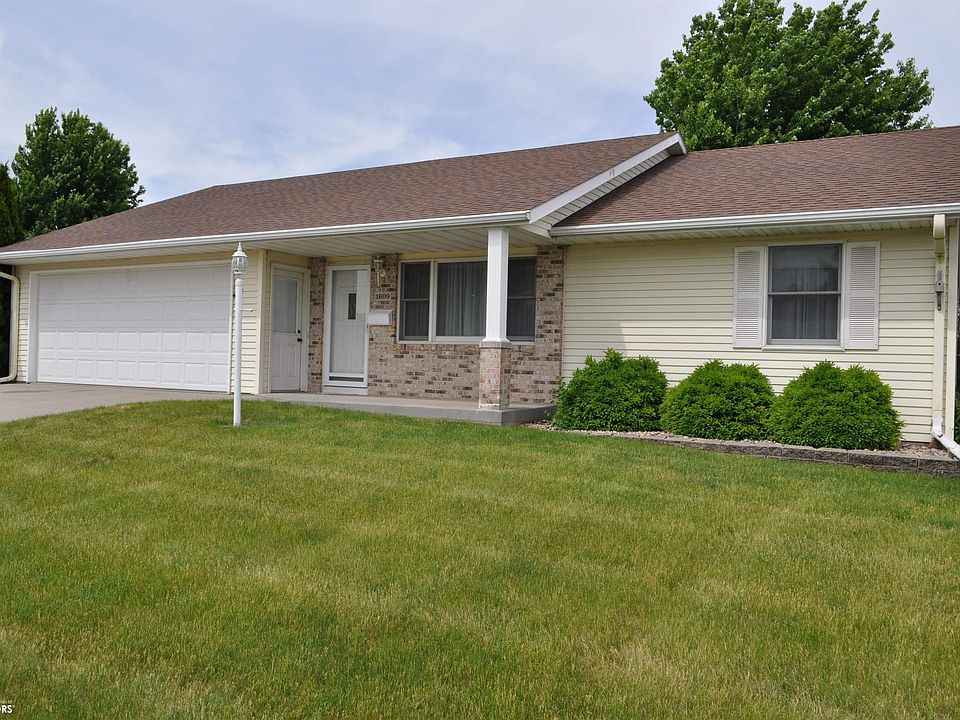 1st image of 1609 Edgewood Dr