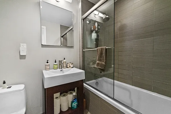 Rented by Corcoran | media 7