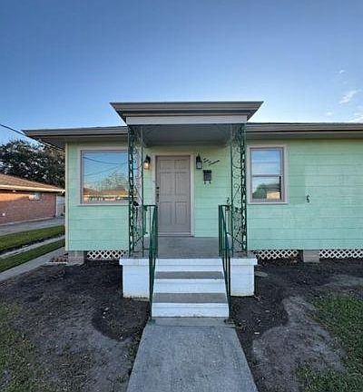 4th image of 616 Carricox St