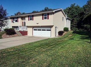 19 Maryvale Dr, Apalachin, NY 13732