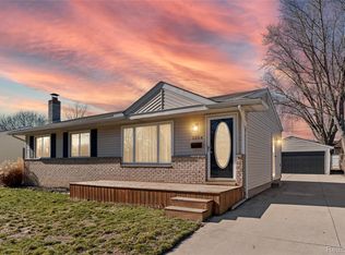 5354 Winshall Dr, Swartz Creek, MI 48473