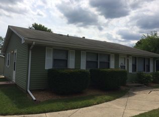 396 Lahonda Dr, Valparaiso, IN 46385