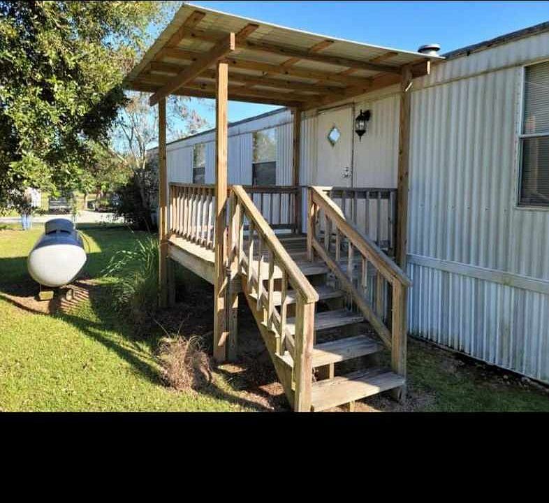 2nd image of 533 Lee Road 57
