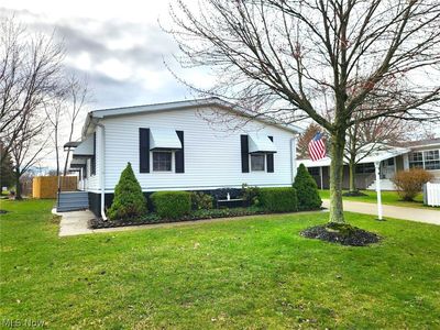 310 Pin Oak Cir, Elyria, OH, 44035