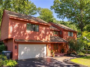 34 Beaverbrook Ct, Cheshire, CT 06410