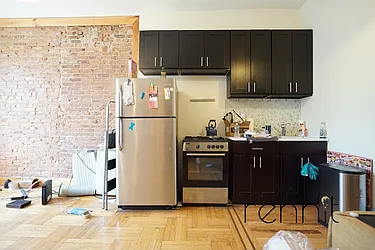 Rented by Rennit Inc.