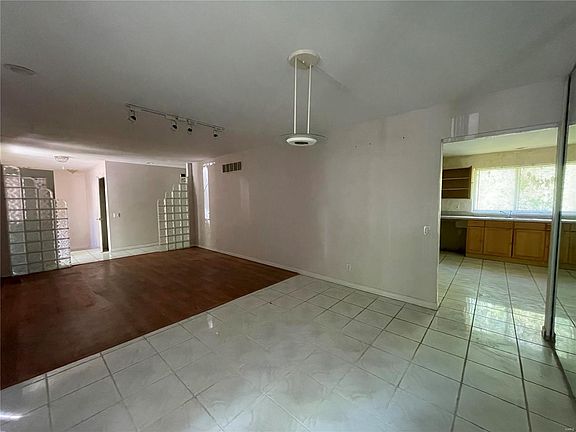4th image of 12011 Jerries Ln