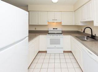 Whitney Towers, Hamden, CT 06518