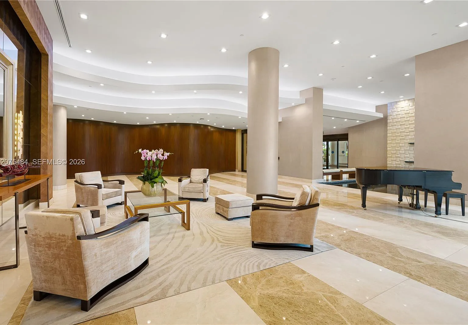 Turnberry Isle South Cond — Photo 1