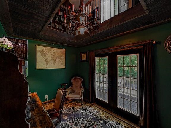 5th image of 294 Gay Thompson Dr