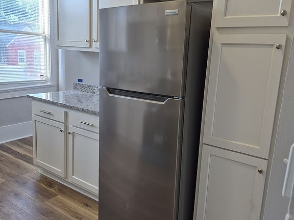 5th image of 638-640 6th Ave #638-2