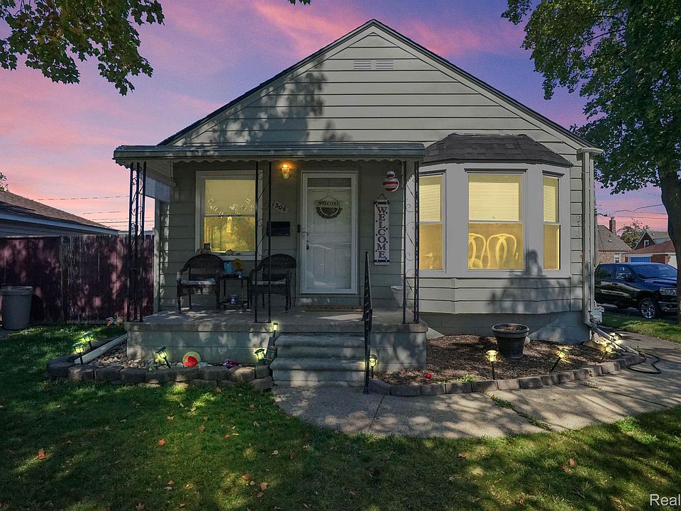 1st image of 1504 Leblanc St