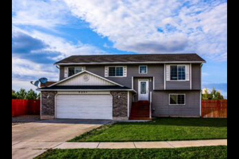 1st image of 4351 High Desert Dr