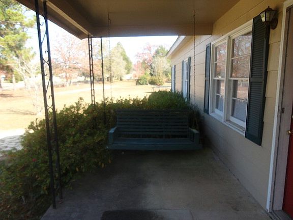 5th image of 95 Woodland Dr