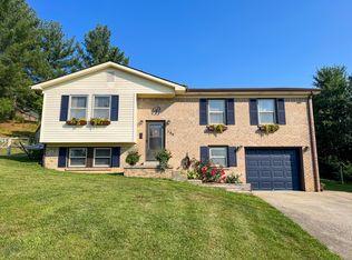 128 Johnson Rd, Berea, KY 40403