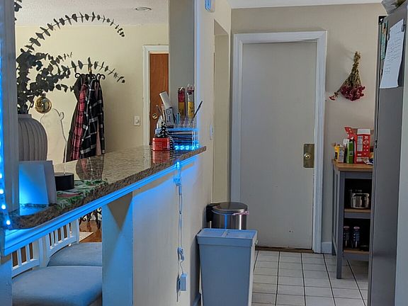 5th image of 9 Copenger St APT 4