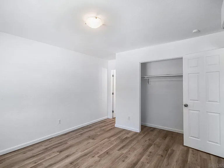 8719 Carribean Way — Photo 17