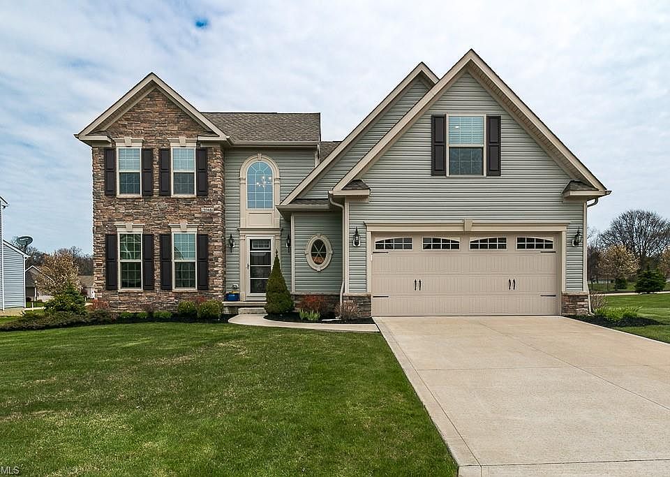 1st image of 5565 Sand Dune Ct